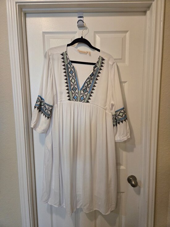 SOFT SURROUNDINGS DRESS - Picture 8 of 13